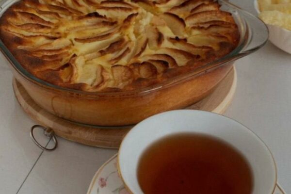 recepti zapikanka z yablukami ta sirom 66f1930283236 Рецепти: Запіканка з яблуками та сиром