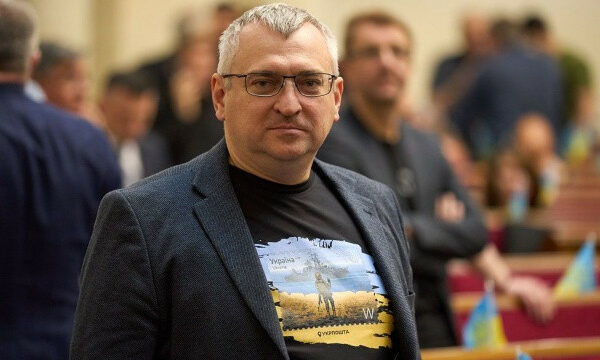 chlen komitetu z nacbezpeki poyasniv chomu prizupinili bronyuvannya cherez diyu 671606abc43f2 Член комітету з нацбезпеки пояснив, чому призупинили бронювання через Дію