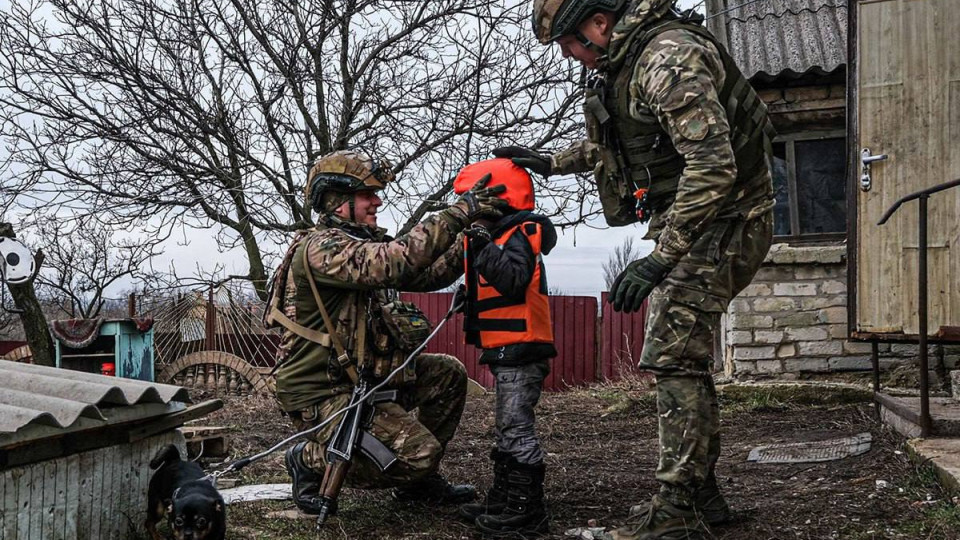 iz 101 naselenogo punktu sumshhini provedut primusovu evakuaciyu ditej 670786337c16f Із 101 населеного пункту Сумщини проведуть примусову евакуацію дітей