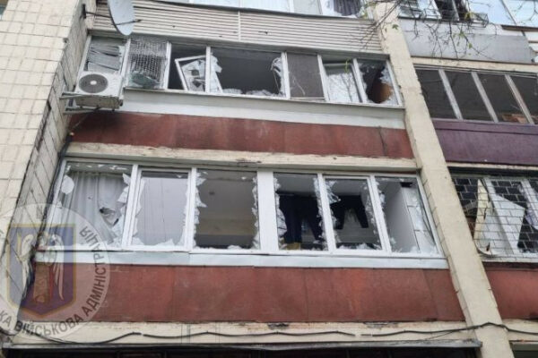 kid197v znovu atakuvali rosijski droni padinnya ulamkiv zafiksovano u dvox rajonax mista foto 672090ab13e34 Київ знову атакували російські дрони — падіння уламків зафіксовано у двох районах міста, фото