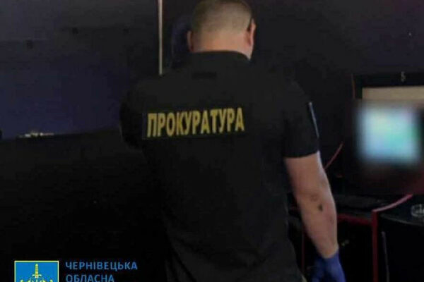 na bukovini cholovik oblashtuvav u vlasnomu primishhenni pidpilne kazino dlya perevirenix kliyentiv 6716054fa0b03 На Буковині чоловік облаштував у власному приміщенні підпільне казино для «перевірених клієнтів»