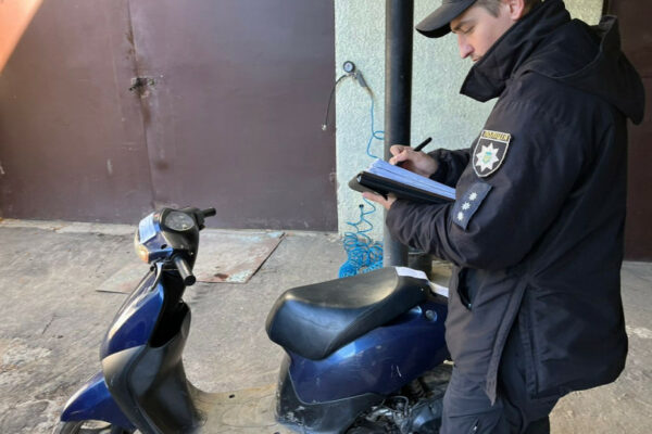 na odeshhini spijmali molodika yakij vikrav moped pid chas komendantskod197 godini 671def28bbaa2 На Одещині спіймали молодика, який викрав мопед під час комендантської години