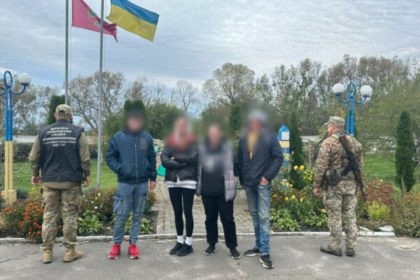 na volini zatrimali dvox cholovikiv yaki pid chas vidpochinku virishili progulyatisya u polshhu 671212d6b5248 На Волині затримали двох чоловіків, які під час відпочинку вирішили прогулятися у Польщу