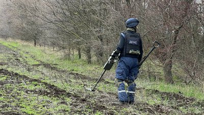 na xarkivshhini dvoye cholovikiv namagalisya rozibrati boyepripas koli stavsya На Харківщині двоє чоловіків намагалися розібрати боєприпас, коли стався вибух