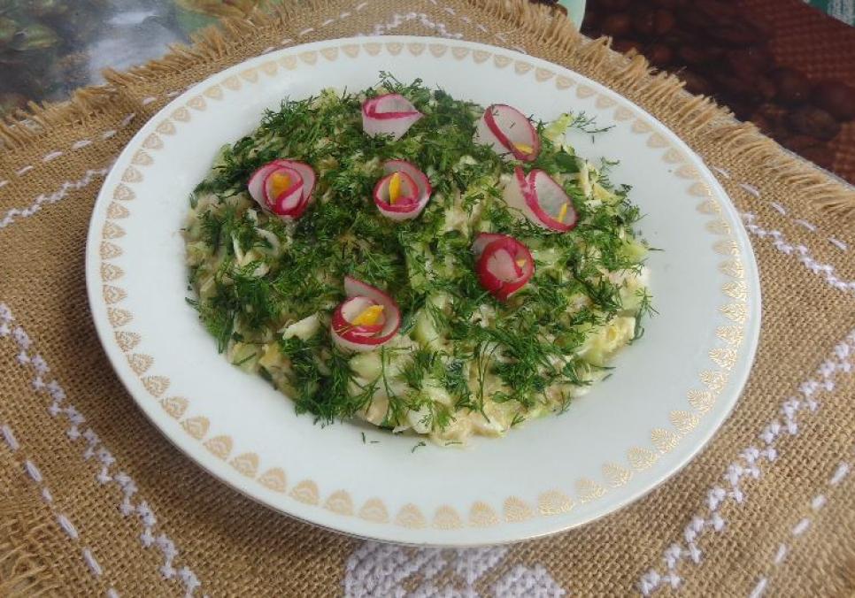 recepti salat z kapusti j ogirkiv zapravlenij ikroyu mintaya 67152b8c6f3fd Рецепти: Салат з капусти й огірків, заправлений ікрою минтая