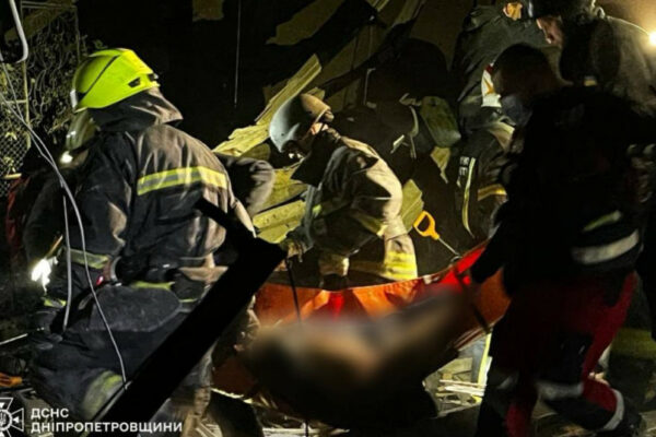 u dnipri vnaslidok rosijskod197 ataki poshkodzhena likarnyu imeni mechnikova zelenskij 671df0b29d312 У Дніпрі внаслідок російської атаки пошкоджена лікарню імені Мечникова, – Зеленський