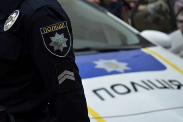 u kiyevi rozsliduyut pidpali u dvox poshtovix viddilennyax 672092b689e49 У Києві розслідують підпали у двох поштових відділеннях