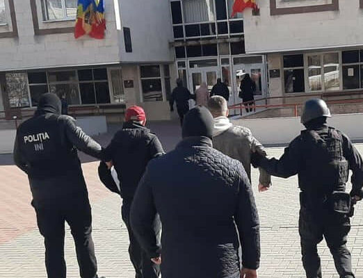 u moldovi sudili simox cholovikiv za pidgotovku masovix zavorushen pid chas protestiv u kishinevi 66fba69f685e4 У Молдові судили сімох чоловіків за підготовку масових заворушень під час протестів у Кишиневі