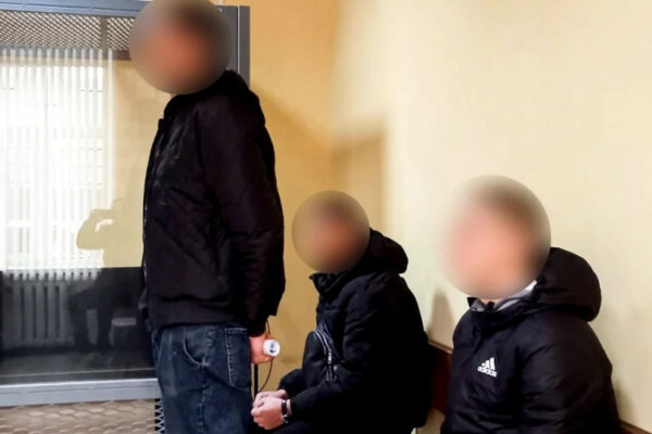 u rivnomu cholovik na zamovlennya pidpaliv dveri vijskovomu i vtik do kiyeva 671def45cb979 У Рівному чоловік на «замовлення» підпалив двері військовому і втік до Києва