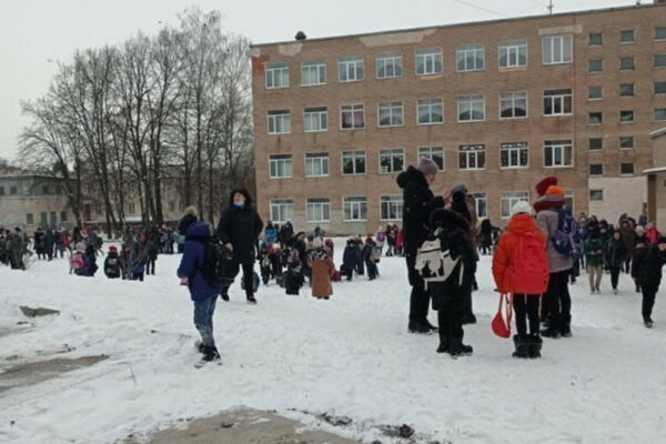 unicef vidilyaye ponad 203 mln griven na pidgotovku ukrad197nskix shkil do zimi 672334ce8558f UNICEF виділяє понад 203 млн гривень на підготовку українських шкіл до зими