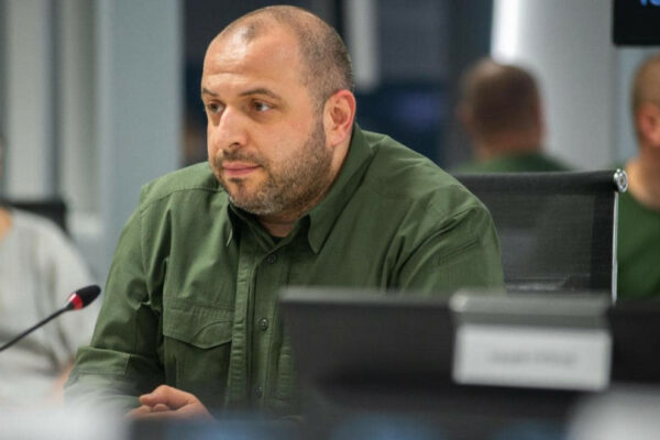 vijskovosluzhbovciv zvilnili vid zvituvannya pro svod197 spalniki karemati ta flyagi 672336a8940a3 Військовослужбовців звільнили від звітування про свої спальники, каремати та фляги
