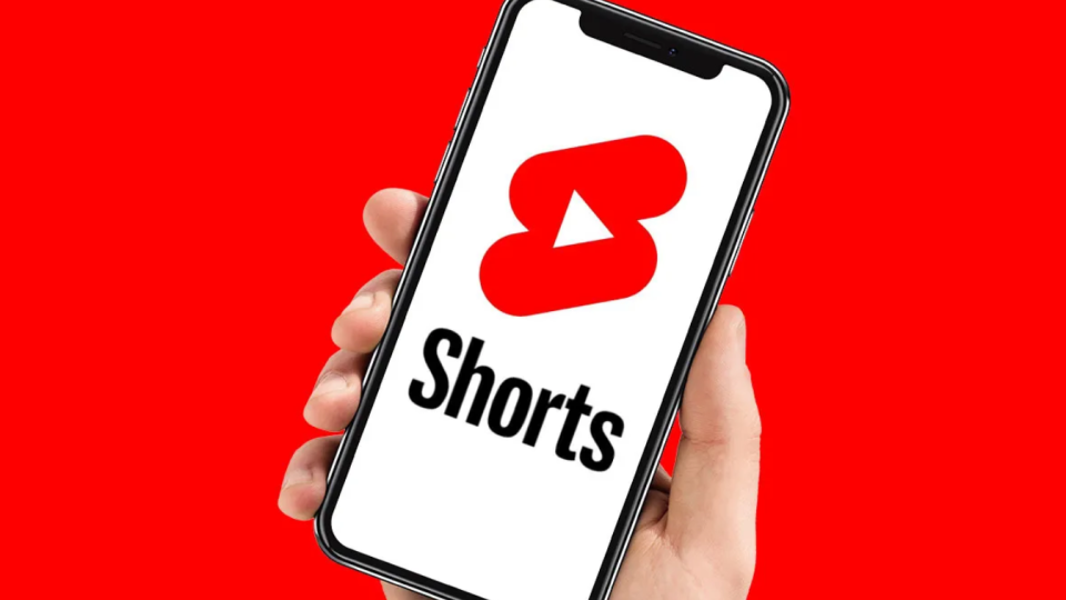 youtube bere priklad z tiktok i zbilshuye trivalist video shorts do 3 YouTube бере приклад з TikTok і збільшує тривалість відео Shorts до 3 хвилин