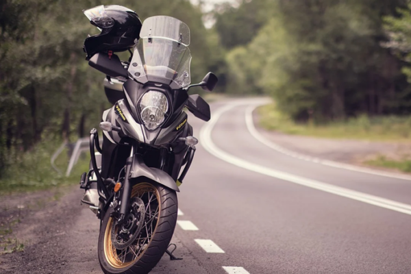 apelyacijnij sud pereglyanuv pokarannya dlya yunaka yakij u netverezomu stani ta bez sholoma rozd197zhdzhav na motocikli 6746d038ee529 Апеляційний суд переглянув покарання для юнака, який у нетверезому стані та без шолома роз'їжджав на мотоциклі