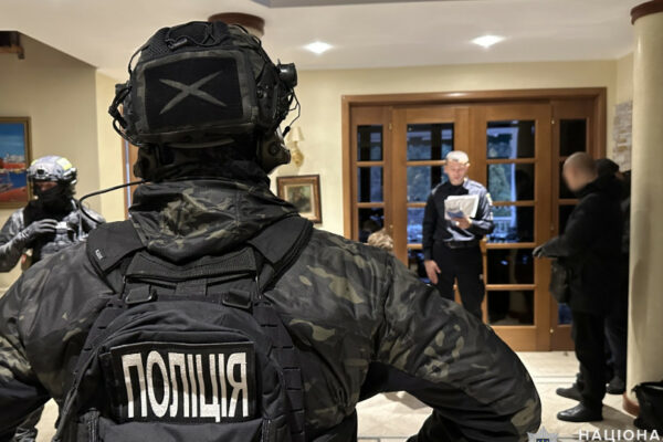 kolishnogo radnika minoboroni ta eksdeputata pidozryuyut u rozkradanni ponad 10 mln na zakupivli formi dlya zsu 67497341ab6b7 Колишнього радника Міноборони та ексдепутата підозрюють у розкраданні понад $10 млн на закупівлі форми для ЗСУ