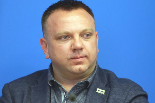 nardep maksim tkachenko sprostuvav svoyu zh zayavu pro tisyachi pereselenciv yaki povertayutsya na tot 67457e910c9c3 Нардеп Максим Ткаченко спростував свою ж заяву про тисячі переселенців, які повертаються на ТОТ