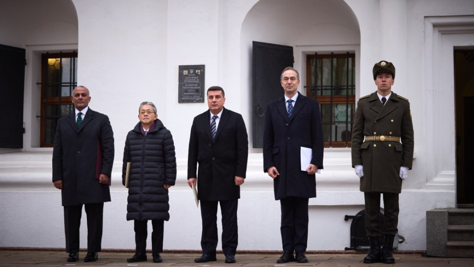 prezident zelenskij prijnyav virchi gramoti vid posliv grecid197 albanid197 yaponid197 ta yegiptu 673458e081714 Президент Зеленський прийняв вірчі грамоти від послів Греції, Албанії, Японії та Єгипту