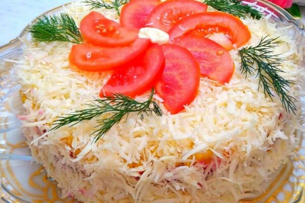 recepti sitnij smachnij salat korolivskij 673a15775e10f Рецепти: Ситний смачний салат «Королівський»