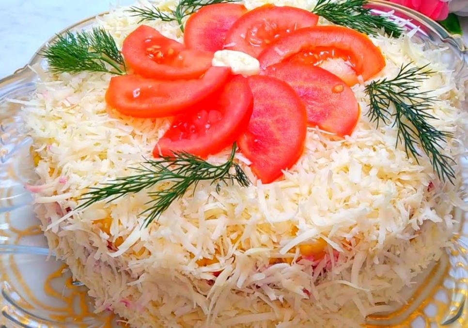 recepti sitnij smachnij salat korolivskij 673a15775e10f Рецепти: Ситний смачний салат «Королівський»