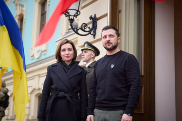 volodimir zelenskij privitav majyu sandu z peremogoyu na viborax prezidenta moldovi 6728798d80f2f Володимир Зеленський привітав Майю Санду з перемогою на виборах президента Молдови