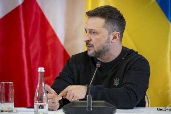 volodimir zelenskij zayaviv pro pidtrimku korpusnod197 sistemi upravlinnya v zsu yakshho ce zmenshit byurokratiyu 6742d96de7922 Володимир Зеленський заявив про підтримку корпусної системи управління в ЗСУ, якщо це зменшить бюрократію