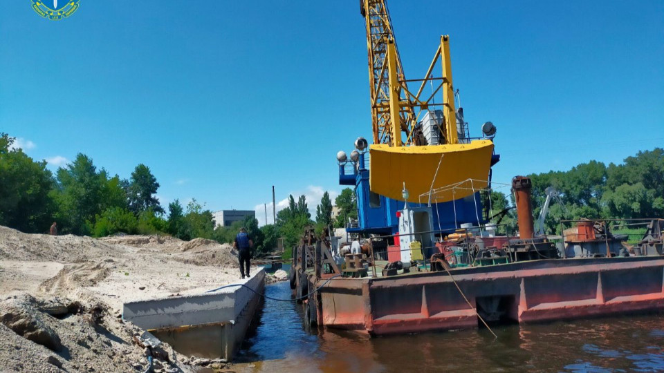 zemelnu dilyanku na yakij nezakonno zbuduvali prichal povernuli u vlasnist kiyeva 673d92cecf4b9 Земельну ділянку, на якій незаконно збудували причал, повернули у власність Києва