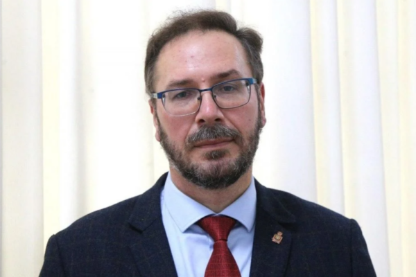 direktor nacmuzeyu istorid197 ukrad197ni fedir androshhuk ne povernuvsya iz zakordonnogo vidryadzhennya chlen komitetu z nacbezpeki bobrovska 67524e0e5b0f4 Директор Нацмузею історії України Федір Андрощук не повернувся із закордонного відрядження, — член Комітету з нацбезпеки Бобровська