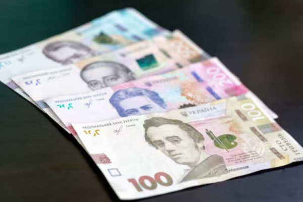 do memorandumu pro zmenshennya limitiv na perekazi i borotbi z drop sxemami priyednalisya shhe 23 banki 6764c355d19ad До меморандуму про зменшення лімітів на перекази і боротьби з «дроп-схемами» приєдналися ще 23 банки