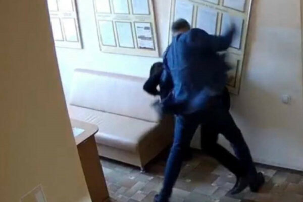 na sumshhini golovu gromadi suditimut za pobittya sekretarya radi 6764c4e0dff46 На Сумщині голову громади судитимуть за побиття секретаря ради
