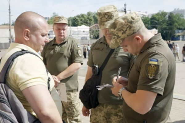 na xmelnichchini sudili administratora viber ta telegram kanaliv pro miscya rozdachi povistok 675b8b54dd465 На Хмельниччині судили адміністратора Viber та Telegram-каналів про місця роздачі повісток