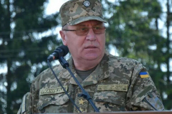 nachalnika nacionalnod197 akademid197 suxoputnix vijsk pavla tkachuka zvilnili 6764c33a2bd33 Начальника Національної академії сухопутних військ Павла Ткачука звільнили