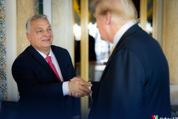 orban prid197xav do trampa u rezidenciyu zustrich proveli za uchasti maska ta volca foto 675b8db814343 Орбан приїхав до Трампа у резиденцію – зустріч провели за участі Маска та Волца, фото