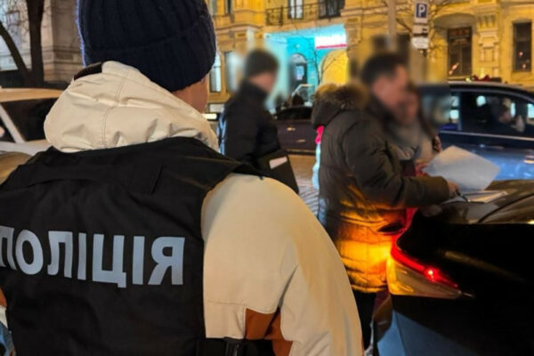 Посадовця КМДА підозрюють у відчуженні переходу від Центрального залізничного вокзалу posadovcya kmda pidozryuyut u vidchuzhenni perexodu vid centralnogo zaliznichnogo vokzalu 6764c19caa9fb Посадовця КМДА підозрюють у відчуженні переходу від Центрального залізничного вокзалу