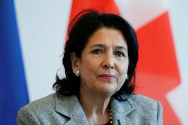 prezidentka gruzid197 salome zurabishvili zayavila shho ne pide z posadi ta nazvala prichinu 674c13cbca1da Президентка Грузії Саломе Зурабішвілі заявила, що не піде з посади та назвала причину