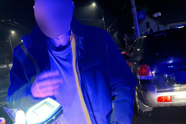 u vinnici policejskij drager ne vitrimav podixu vodiya 674eb8263132c У Вінниці поліцейський драгер не витримав подиху водія