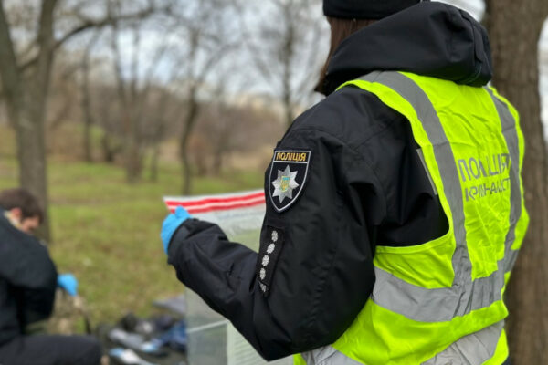 v odesi zatrimali cholovika yakij napav na vijskovogo z nozhem 676e01ef55e91 В Одесі затримали чоловіка, який напав на військового з ножем