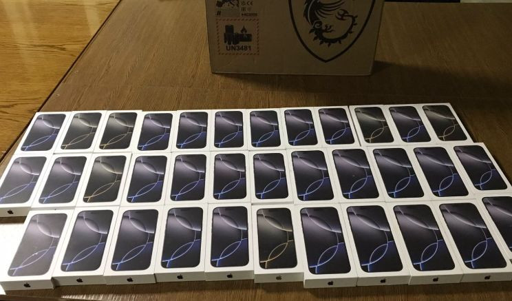 v ukrad197nu namagalis vvezti partiyu nezadeklarovanix iphone 14 15 ta 16 pro В Україну намагались ввезти партію незадекларованих iPhone 14, 15 та 16 Pro Max