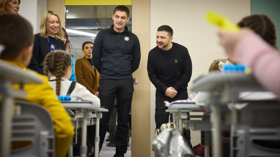 volodimir zelenskij vidvidav novovidkritu pidzemnu shkolu v zaporizhzhi 675b861a90964 Володимир Зеленський відвідав нововідкриту підземну школу в Запоріжжі