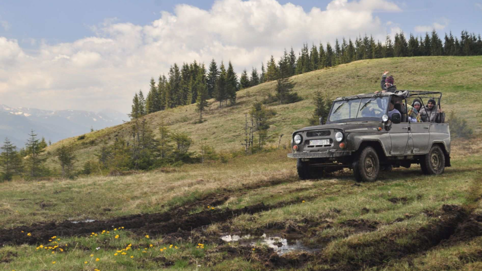 dzhiping u prirodno zapovidnomu fondi vidteper zaboroneno rada prijnyala zakon 67807648b9708 «Джипінг» у природно-заповідному фонді відтепер заборонено — Рада прийняла закон