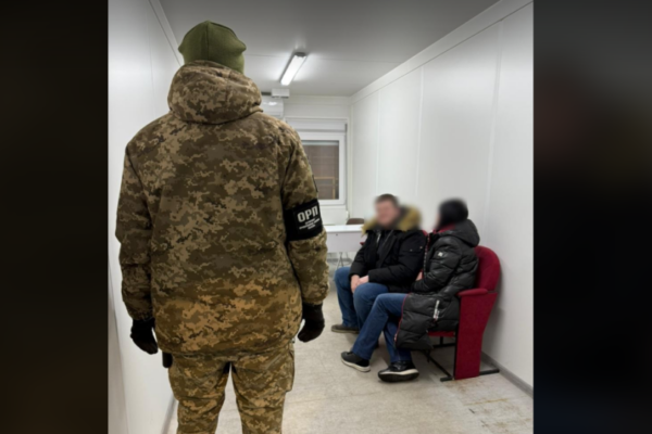 na lvivshhini prikordonniki vikrili psevdopodruzhzhya yake pryamuvalo do avstrid197 6792e54b39101 На Львівщині прикордонники викрили псевдоподружжя, яке прямувало до Австрії