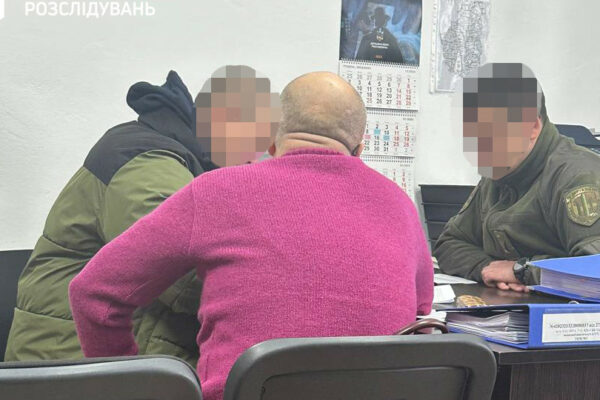 na ternopilshhini komandir najnyav za bojovi vijskovogo yakij robiv remont u budinku 6792ecf4a7b5c На Тернопільщині командир «найняв» за «бойові» військового, який робив ремонт у будинку