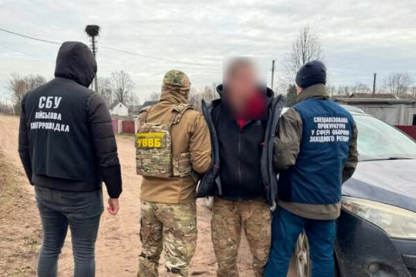 na volini zatrimali organizatora kanalu nezakonnogo perepravlennya cholovikiv cherez kordon 679c25b592683 На Волині затримали організатора каналу незаконного переправлення чоловіків через кордон
