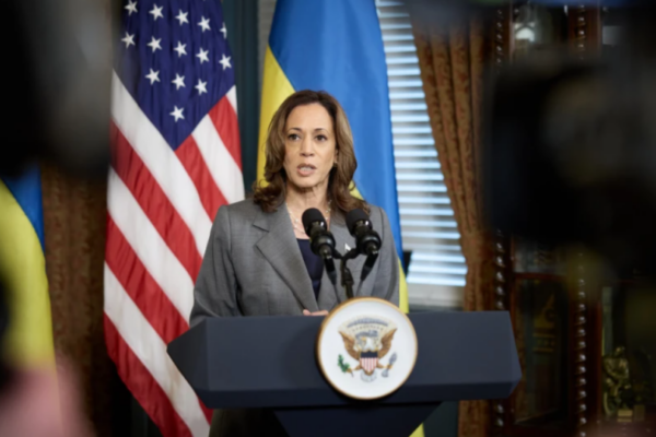 Переговори про закінчення війни в Україні розпочалися б навіть у разі перемоги Камали Гарріс, — CNN peregovori pro zakinchennya vijni v ukrad197ni rozpochalisya b navit u razi peremogi kamali garris cnn 678073fd7927f Переговори про закінчення війни в Україні розпочалися б навіть у разі перемоги Камали Гарріс, — CNN