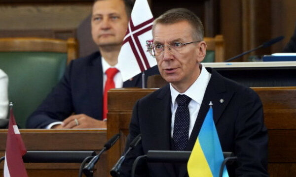 prezident latvid197 zaklikav yevropu perevesti zamorozheni rosijski aktivi na korist ukrad197ni 6792e5a55b679 Президент Латвії закликав Європу перевести заморожені російські активи на користь України
