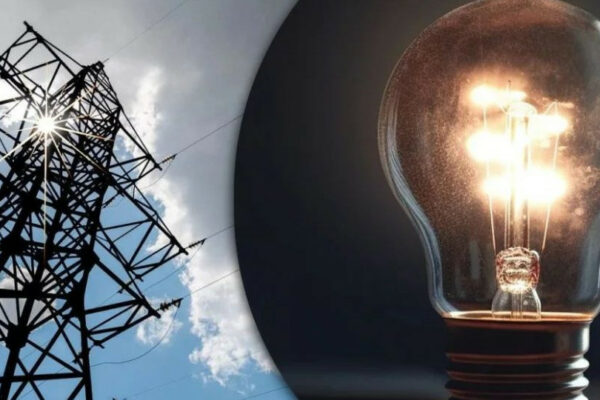 u kiyevi na xreshhatiku spalaxnula elektrichna pidstanciya kmda 6789b4fa7bdd0 У Києві на Хрещатику спалахнула електрична підстанція — КМДА