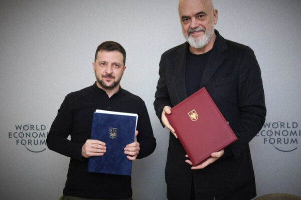 ukrad197na ta albaniya pidpisali ugodu pro dovgostrokove spivrobitnictvo 6792eb9278d3c Україна та Албанія підписали угоду про довгострокове співробітництво