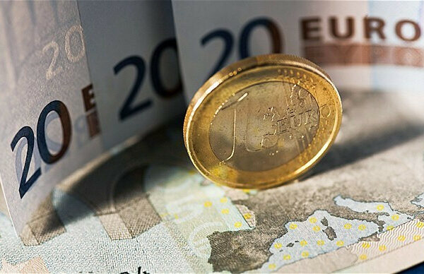 v ukrad197ni v perspektivi vidmovlyatsya vid kursovod197 privyazki do dolara i perejdut na yevro nacbank 6789b275d4cf2 В Україні в перспективі відмовляться від курсової прив'язки до долара і перейдуть на євро – Нацбанк