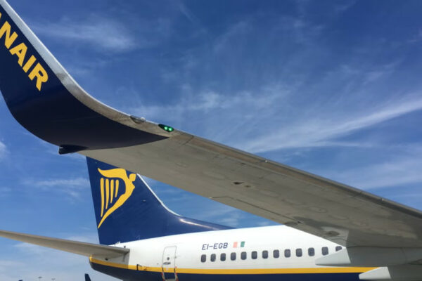 aviakompaniya ryanair planuye pershoyu vidnoviti poloti v ukrad197nu pislya vidkrittya neba 67a55bdc57265 Авіакомпанія Ryanair планує першою відновити польоти в Україну після відкриття неба