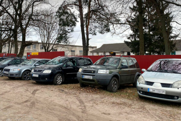 na volini vikrili sxemu nezakonnogo vvezennya avto pid viglyadom dopomogi dlya zsu 67b7d9838e6d2 На Волині викрили схему незаконного ввезення авто під виглядом допомоги для ЗСУ