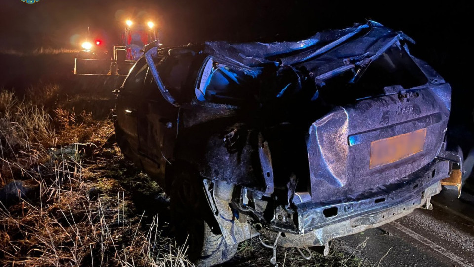 na xmelnichchini pyanij vodij perevishhiv shvidkist i vlashtuvav dtp v yakij zaginuv cholovik ta travmuvalisya pidlitki 67ae9cac23867 На Хмельниччині п’яний водій перевищив швидкість і влаштував ДТП, в якій загинув чоловік та травмувалися підлітки