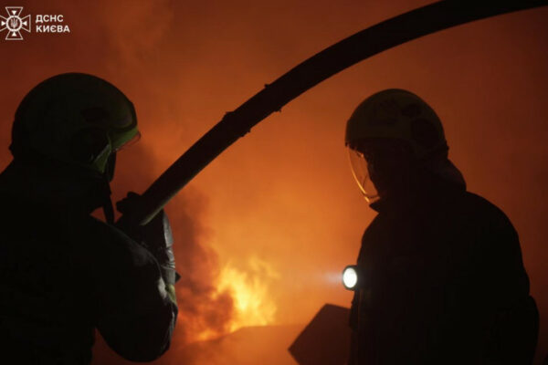 oprilyudnili foto naslidkiv ataki balistikoyu po kiyevu 67aea027250a7 Оприлюднили фото наслідків атаки балістикою по Києву